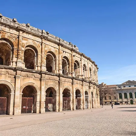 Le Ciel De - Draps Et Serviettes- Climatise -centre Ville- Arenes 2minutes * Nîmes