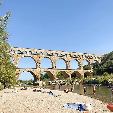 Le Ciel De - Draps Et Serviettes- Climatise -centre Ville- Arenes 2minutes Nîmes